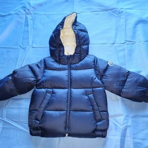 MONCLER ENFANT PUFFER DOWN HOODED JACKET MACAIRE LOGO-PATCH PADDED NAVY 9-12 MTH